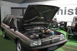 Bild 25/42 von Volkswagen Passat Variant 1.8 (1986)
