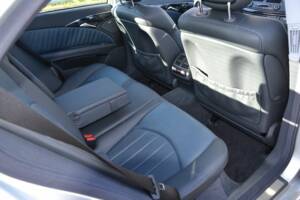 Imagen 29/100 de Mercedes-Benz E 55 AMG (2003)