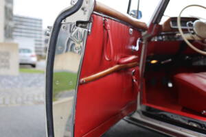Image 35/41 of Mercedes-Benz 220 SE (1959)
