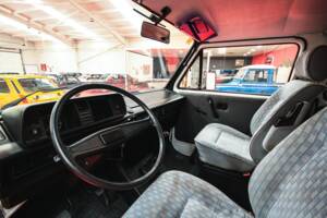 Bild 11/17 von Volkswagen T3 Bus 1.9 (1989)