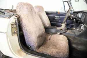 Bild 16/50 von MG MGB (1971)