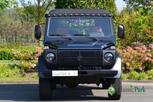 Immagine 8/49 di Mercedes-Benz 230 GE (lang) (1991)