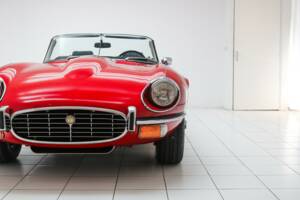 Bild 36/48 von Jaguar E-Type V12 (1973)