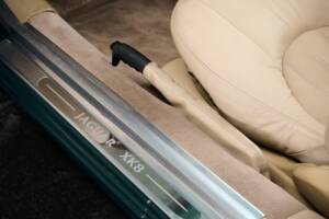 Bild 43/50 von Jaguar XK8 4.0 (2002)