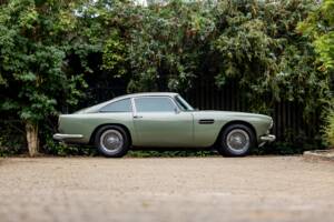 Image 17/50 de Aston Martin DB 4 (1960)