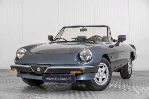 Bild 3/50 von Alfa Romeo 1.6 Spider (1989)