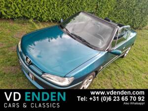 Bild 44/58 von Peugeot 306 2.0i (1998)