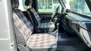 Imagen 35/56 de Mercedes-Benz 200 GE (kurz) (1990)