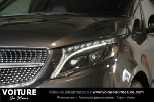 Bild 22/24 von Mercedes-Benz V 300 d 4MATIC (2023)