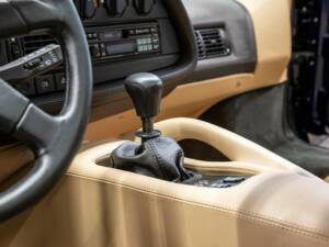 Immagine 23/46 di Jaguar XJ 220 (1993)