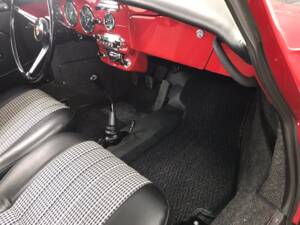 Image 6/26 of Porsche 356 C 1600 SC (1964)