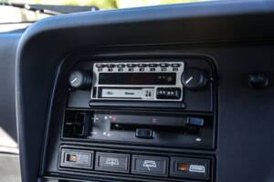 Image 37/50 of Ford Capri 2,8i (1987)