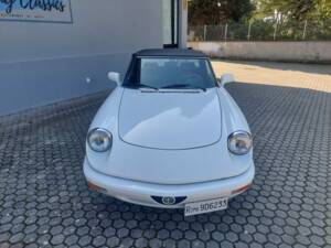 Image 15/27 of Alfa Romeo 2.0 Spider (1991)