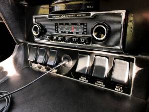 Image 37/42 of Aston Martin Vantage (1973)