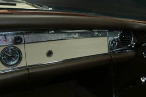 Image 22/50 of Mercedes-Benz 230 SL (1967)