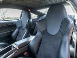 Image 27/75 of Aston Martin V12 Vanquish S (2007)