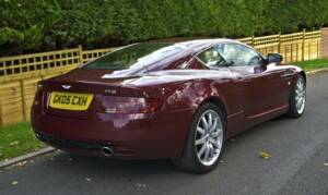 Bild 11/50 von Aston Martin DB 9 (2005)