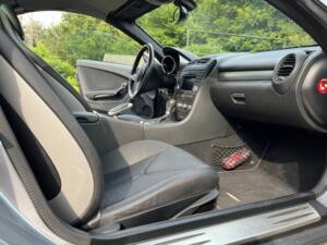 Image 11/14 of Mercedes-Benz SLK 200 Kompressor (2009)