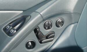 Image 23/26 de Mercedes-Benz SL 350 (2004)