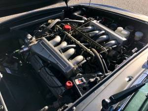 Bild 27/34 von Aston Martin V8 Vantage (1987)