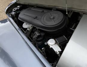 Image 40/50 of Bentley S 3 (1964)