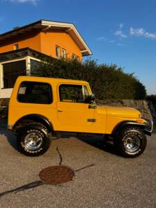 Image 8/88 de Jeep CJ-7 2.4L Diesel (1980)