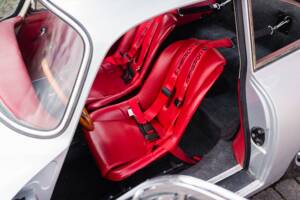 Image 26/48 of Porsche 356 C 1600 (1964)