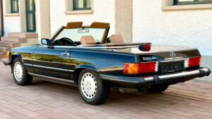 Immagine 4/20 di Mercedes-Benz 560 SL (1986)