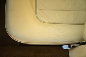 Bild 37/50 von Daimler Double Six (1988)