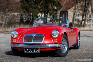 Image 3/43 of MG MGA 1600 (1960)