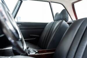 Image 20/35 of Mercedes-Benz 280 SL (1970)