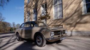 Image 53/54 of Alfa Romeo Giulia GT 1300 Junior (1972)