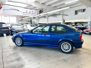 Imagen 7/51 de BMW 323ti Compact (1998)