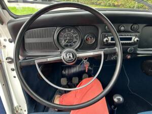 Image 13/28 of Volkswagen Coccinelle 1600 (1970)