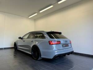 Bild 10/28 von Audi RS6 Avant Performance (2017)