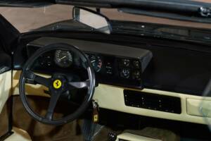 Bild 44/99 von Ferrari Mondial Quattrovalvole (1985)