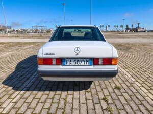Image 6/22 of Mercedes-Benz 190 E 1.8 (1990)