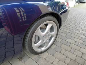 Bild 12/14 von Porsche 911 Carrera 4 (2000)