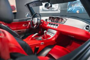 Image 37/41 of BMW Z8 (2002)