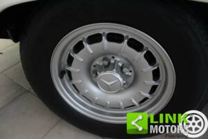 Image 9/10 of Mercedes-Benz 450 SL (1976)