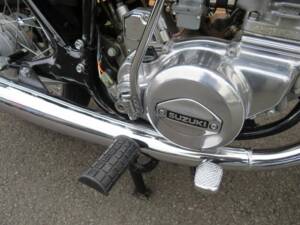 Image 25/45 de Suzuki DUMMY (1977)