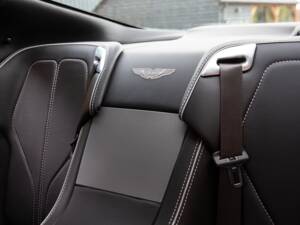 Image 68/94 of Aston Martin DB 9 (2014)