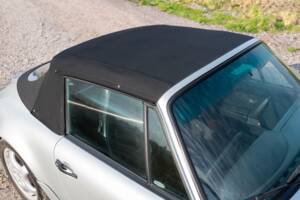 Bild 23/56 von Porsche 911 Carrera 4 (1990)