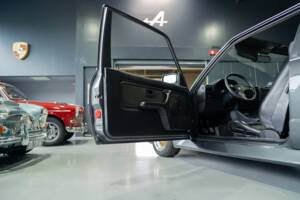 Immagine 20/28 di BMW 320i Baur TC (1985)