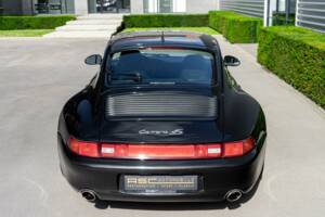 Bild 11/24 von Porsche 911 Carrera 4S (1996)