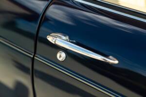 Bild 33/50 von Jaguar XJ 4.2 (1978)