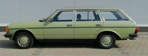Afbeelding 1/55 van Mercedes-Benz 300 TD (1979)