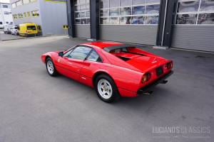 Image 5/44 de Ferrari 308 GTBi (1981)