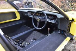 Image 18/31 of Ford GT40 (1965)