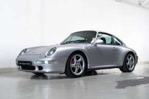 Bild 38/39 von Porsche 911 Carrera 4S (1997)